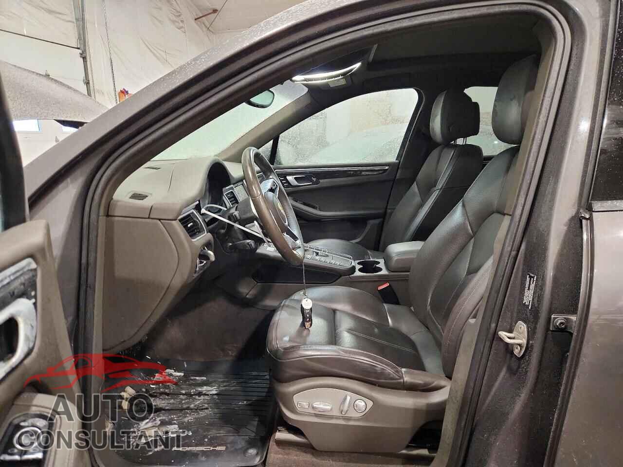 PORSCHE MACAN 2015 - WP1AB2A57FLB42548
