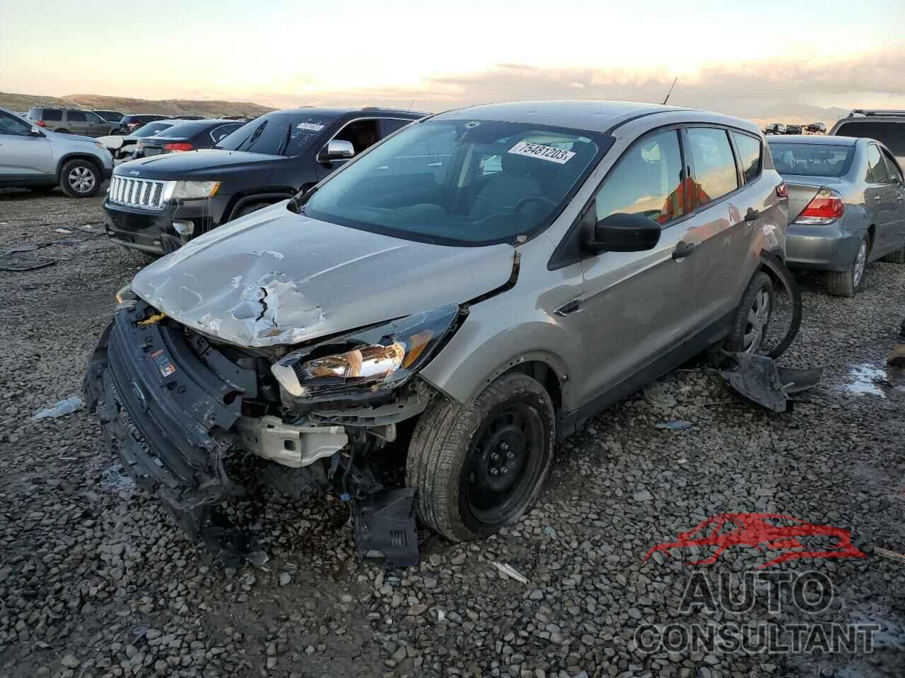 FORD ESCAPE 2018 - 1FMCU0F7XJUB44344