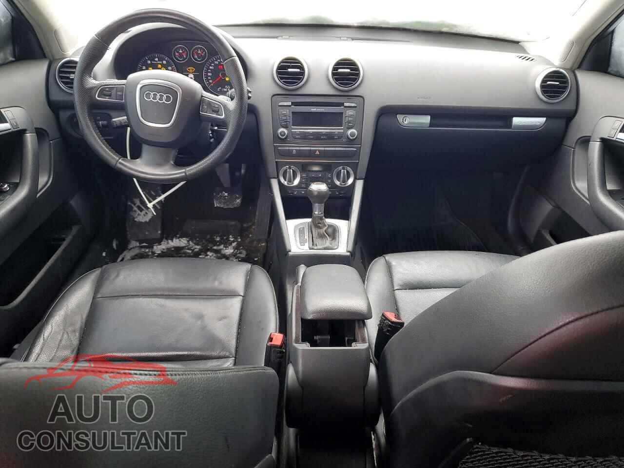AUDI A3 2012 - WAUMFCFM5CA025175