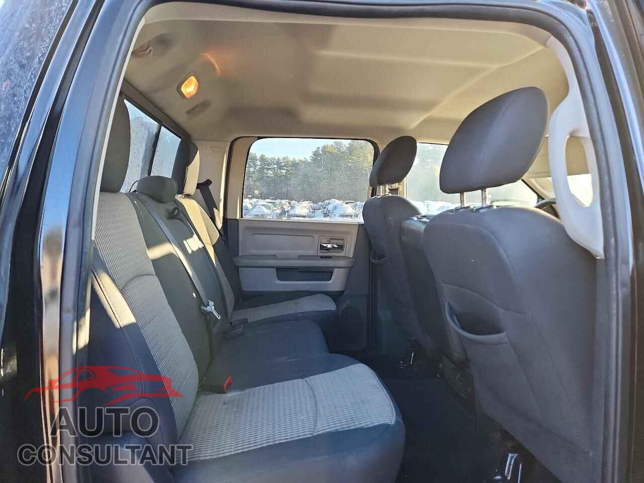 DODGE RAM 1500 2012 - 1C6RD7LT2CS171018