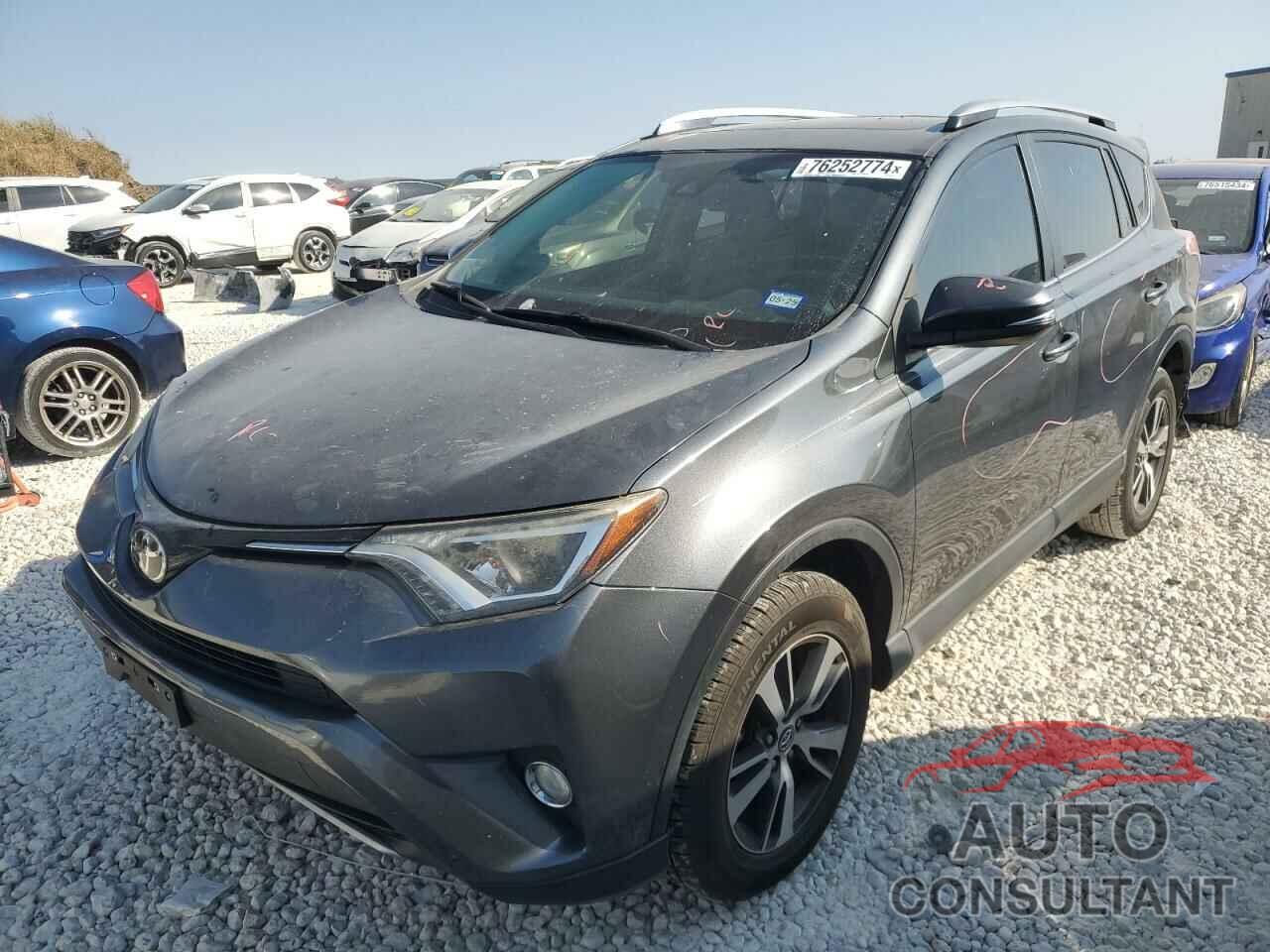 TOYOTA RAV4 2017 - JTMWFREV1HD102011