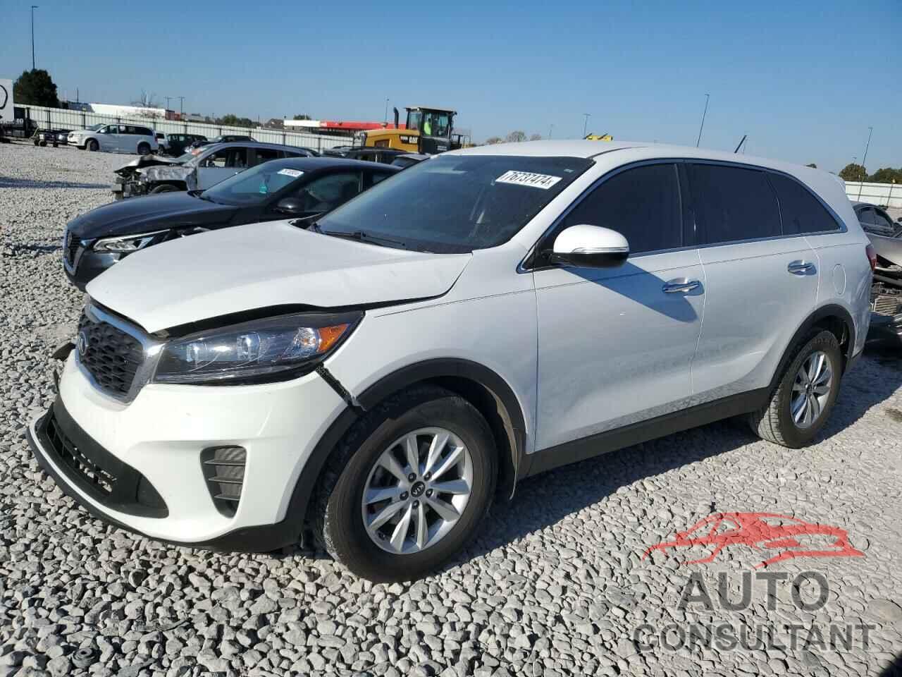 KIA SORENTO 2019 - 5XYPG4A39KG504148