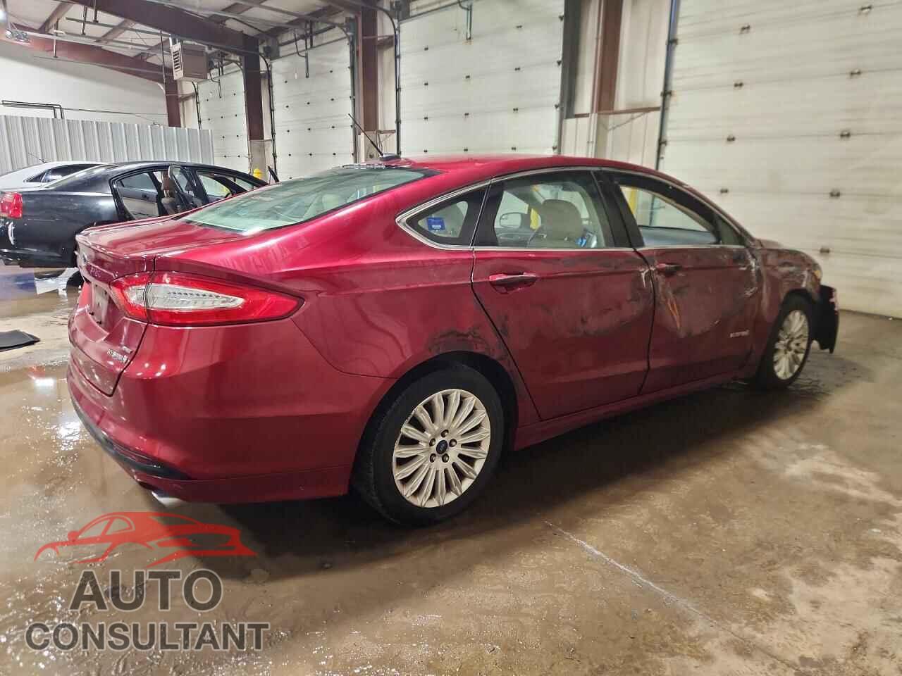 FORD FUSION 2013 - 3FA6P0LU2DR181232