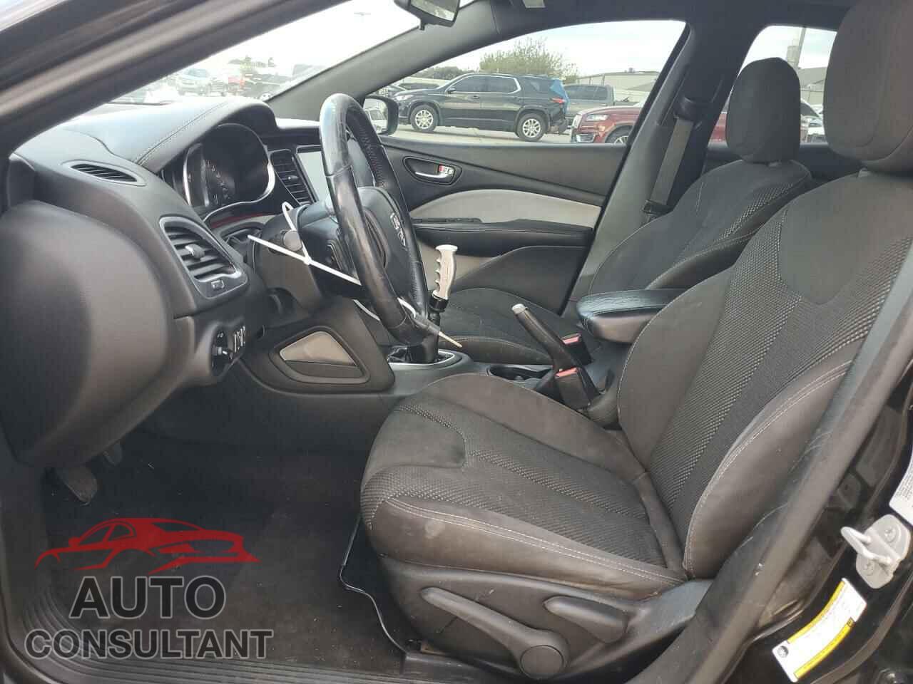 DODGE DART 2015 - 1C3CDFBB5FD320746