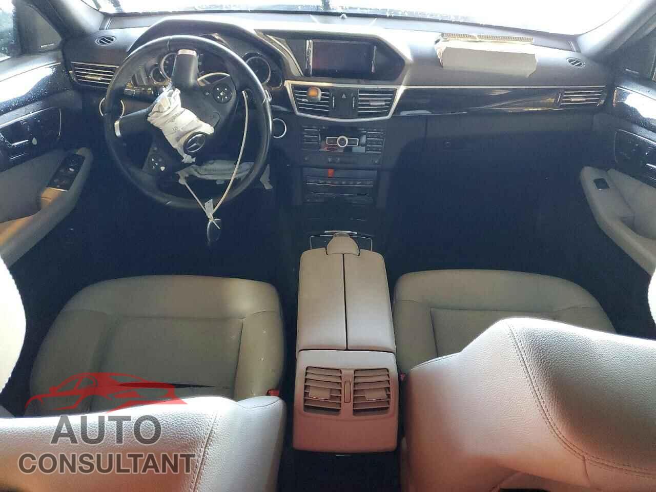 MERCEDES-BENZ E-CLASS 2012 - WDDHF5KB1CA593899
