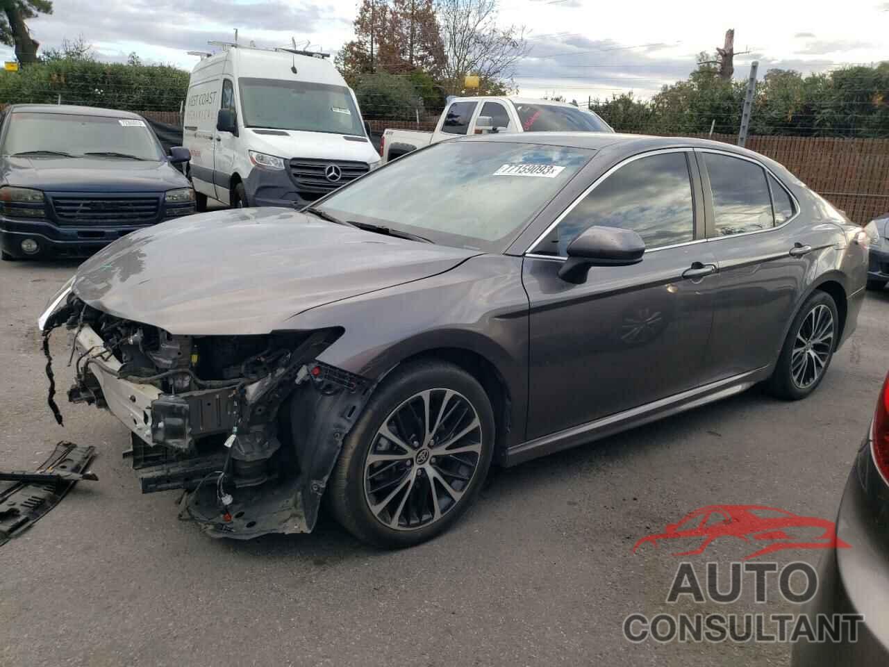TOYOTA CAMRY 2020 - 4T1G11AK2LU947065