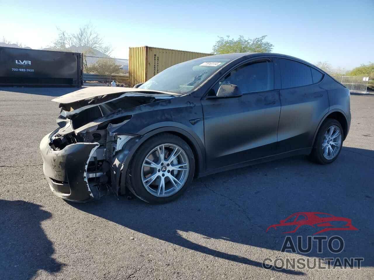 TESLA MODEL Y 2021 - 5YJYGDEE4MF280877