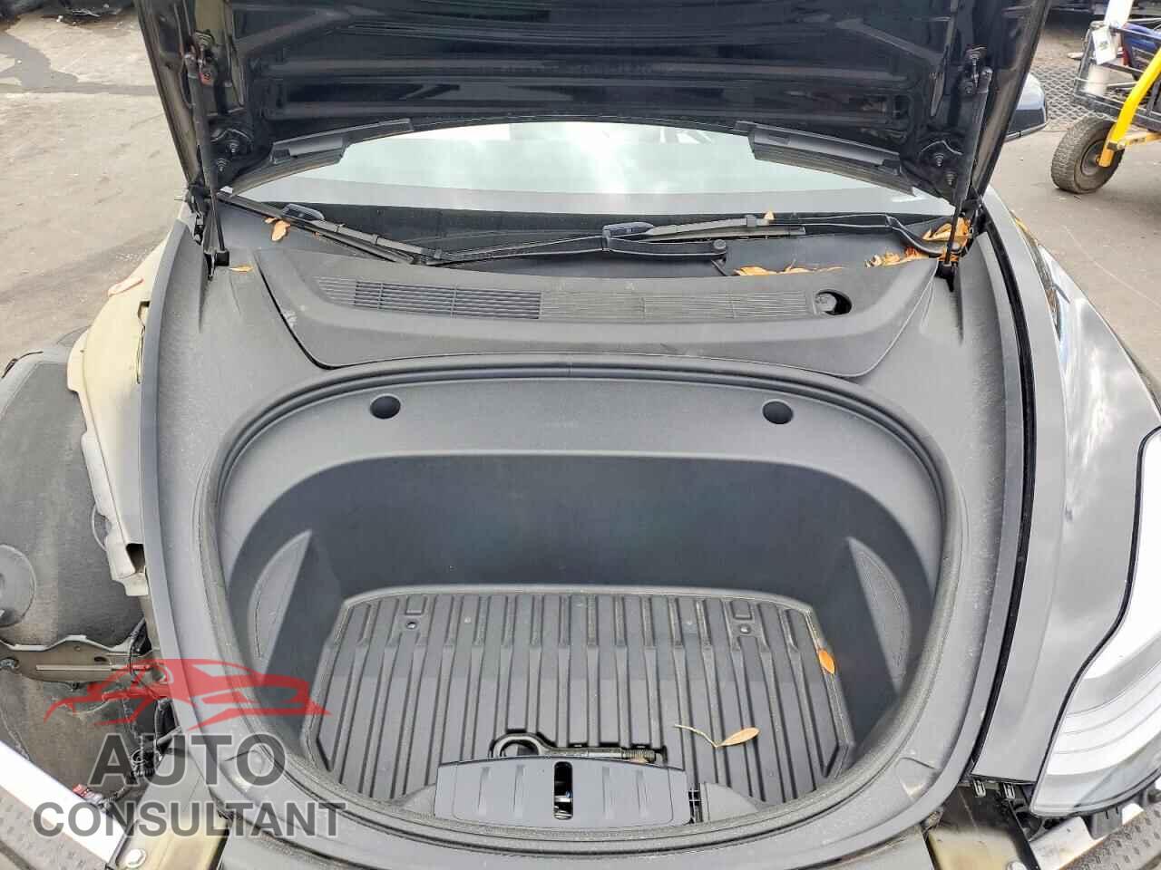 TESLA MODEL 3 2023 - 5YJ3E1EA8PF608673
