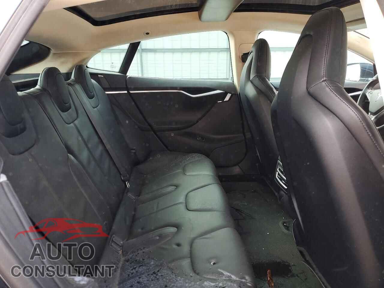 TESLA MODEL S 2013 - 5YJSA1CG8DFP04863