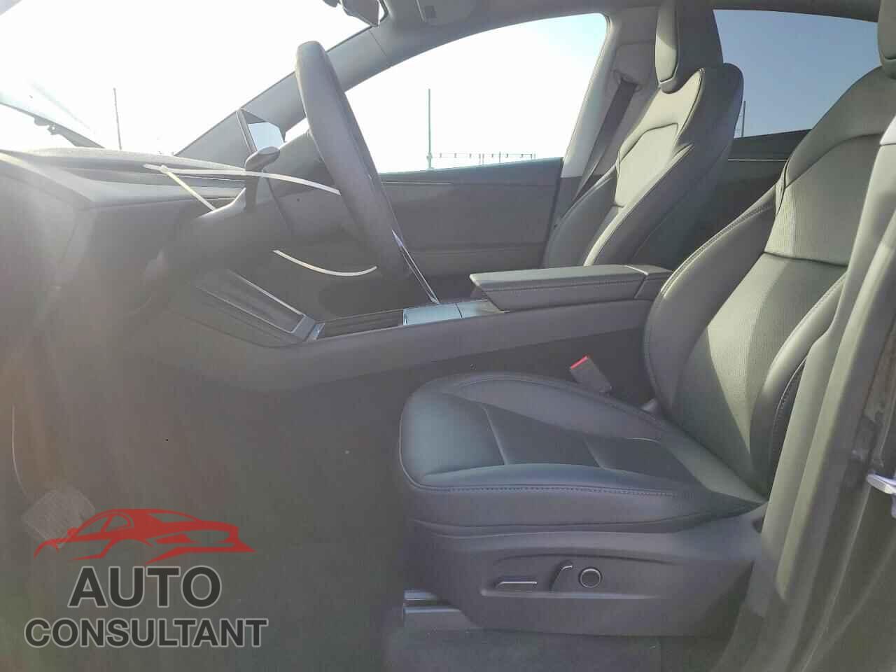 TESLA MODEL Y 2026 - 7SAYGDEDXTF386985