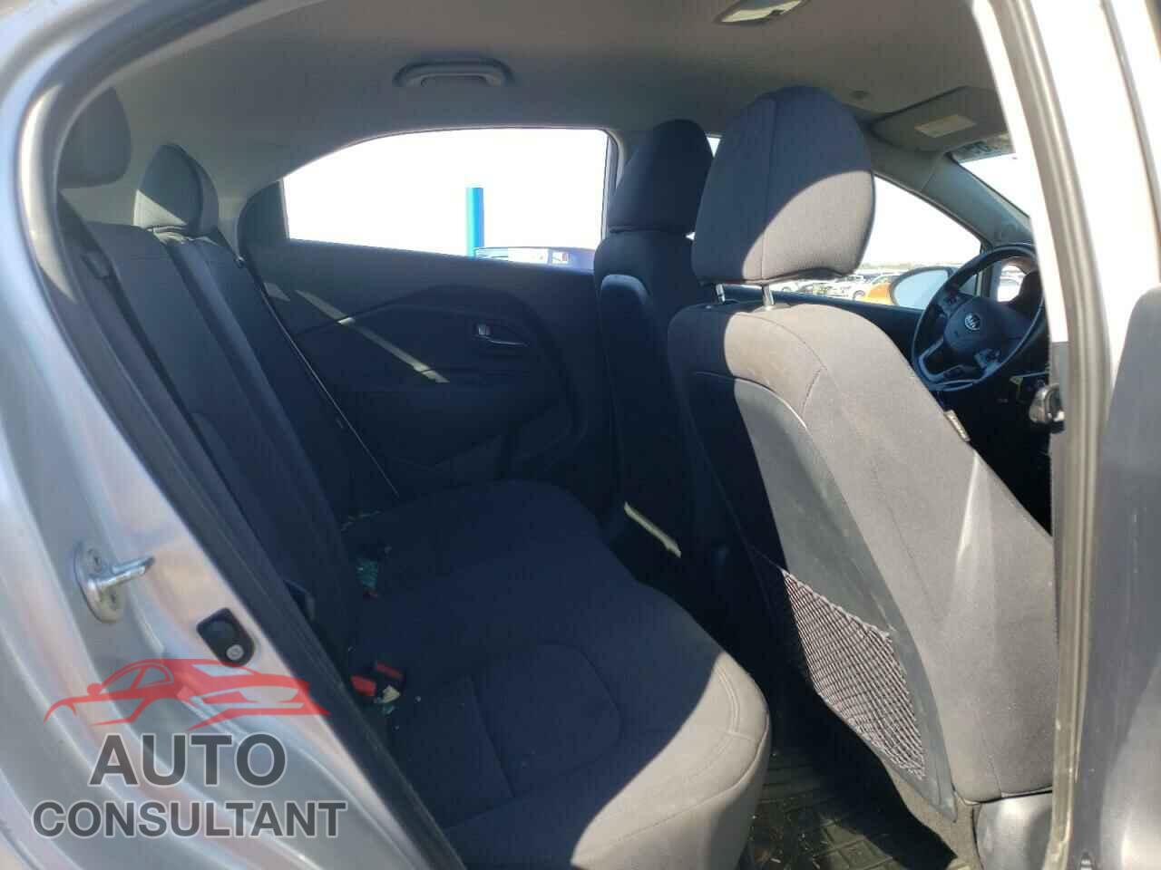KIA RIO 2014 - KNADN5A36E6359072