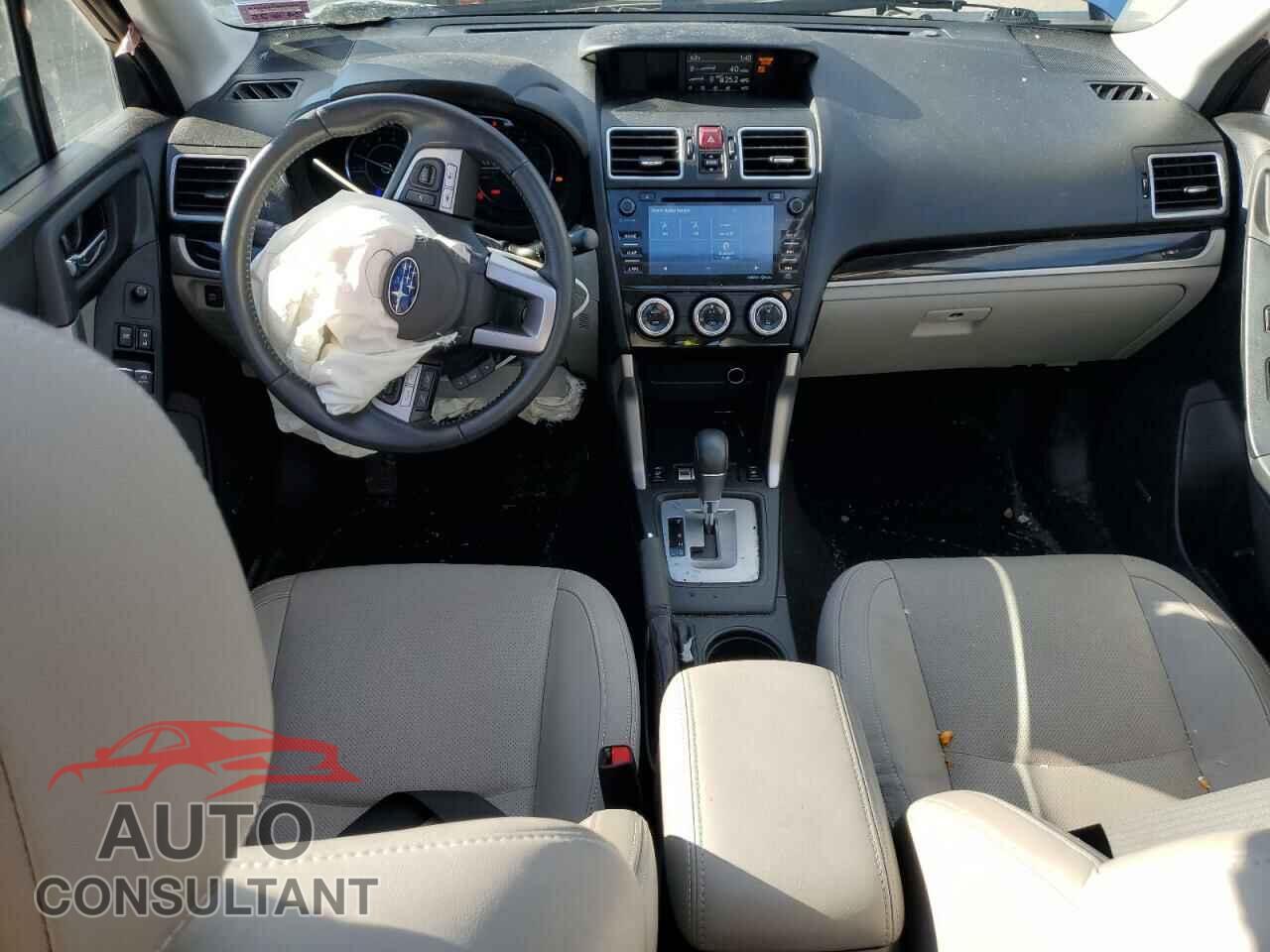 SUBARU FORESTER 2017 - JF2SJARC5HH471908