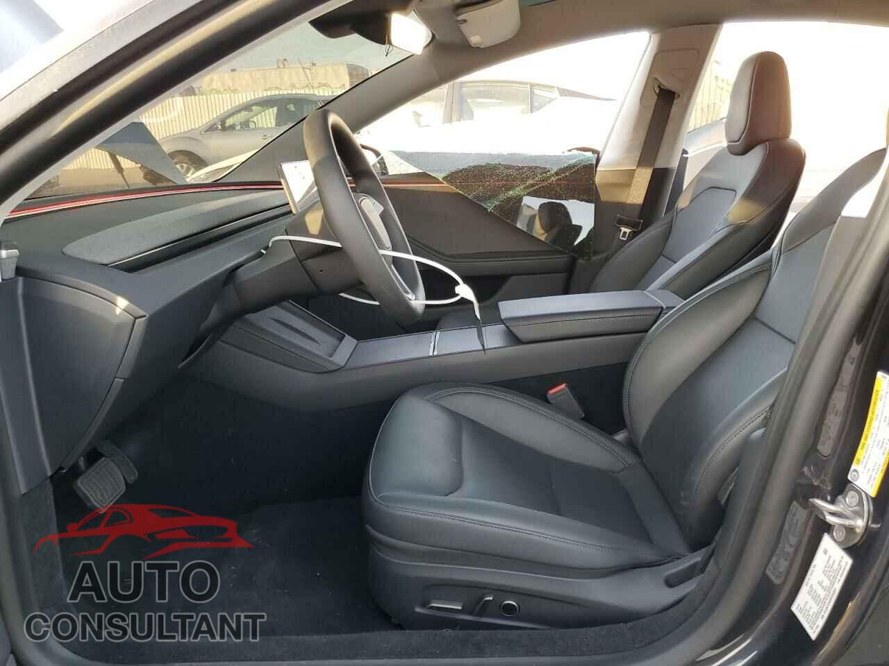 TESLA MODEL 3 2024 - 5YJ3E1EA4RF855661