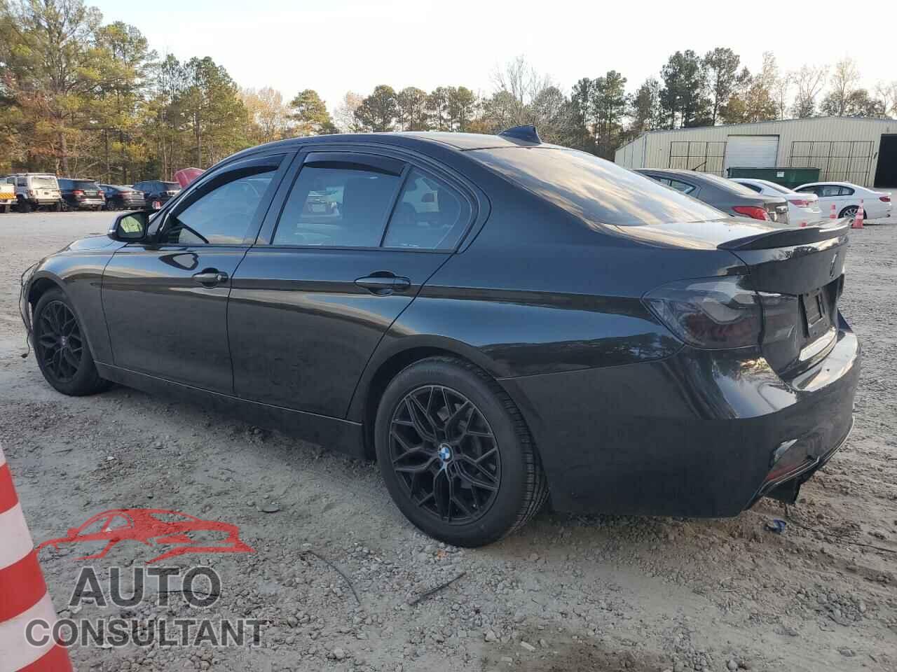 BMW 3 SERIES 2016 - WBA8E3G56GNU00467