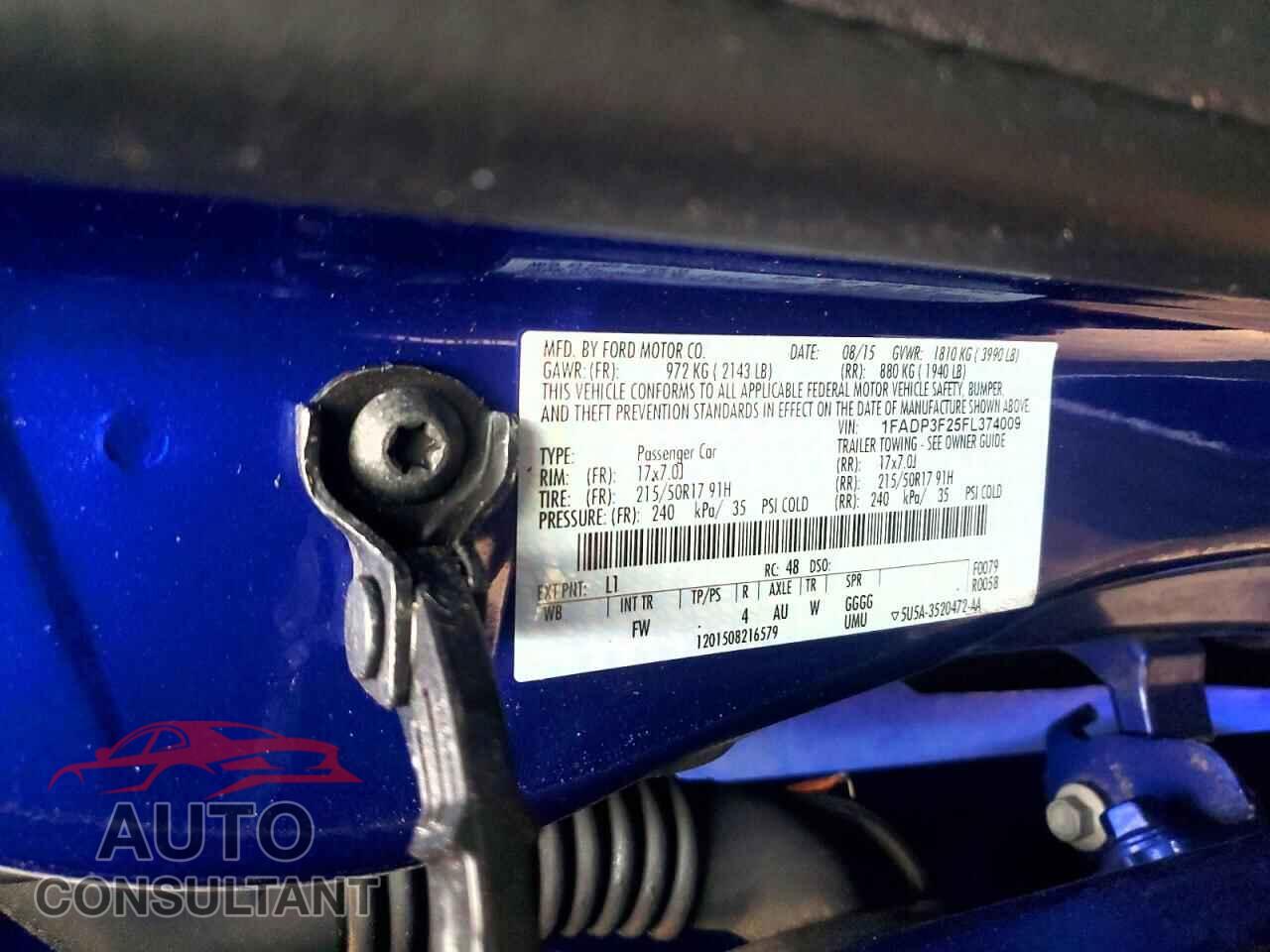 FORD FOCUS 2015 - 1FADP3F25FL374009