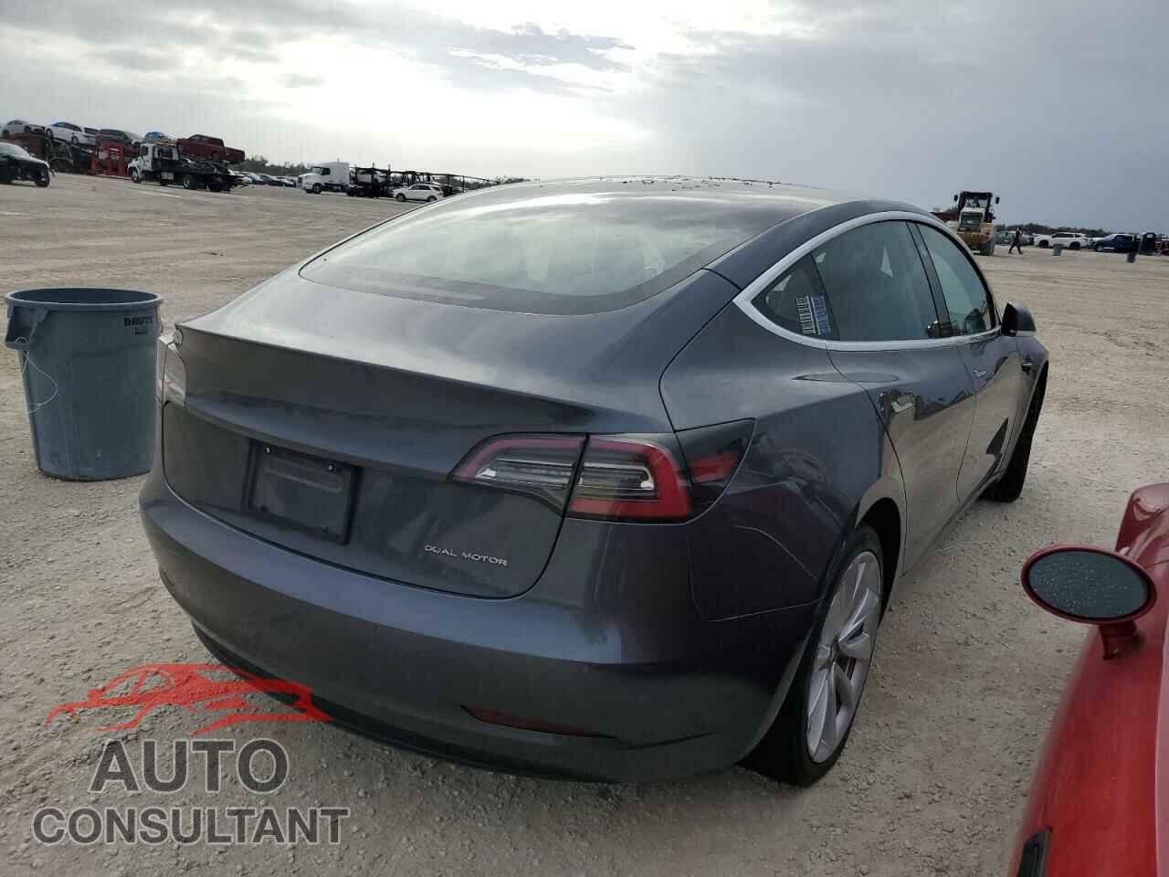 TESLA MODEL 3 2018 - 5YJ3E1EB5JF116747