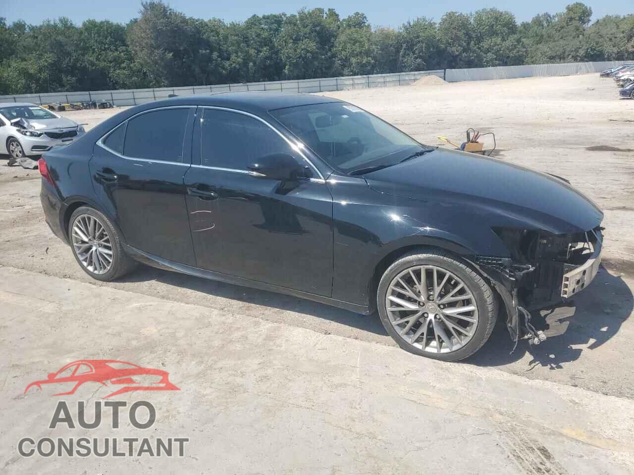 LEXUS IS 2015 - JTHCF1D24F5018718
