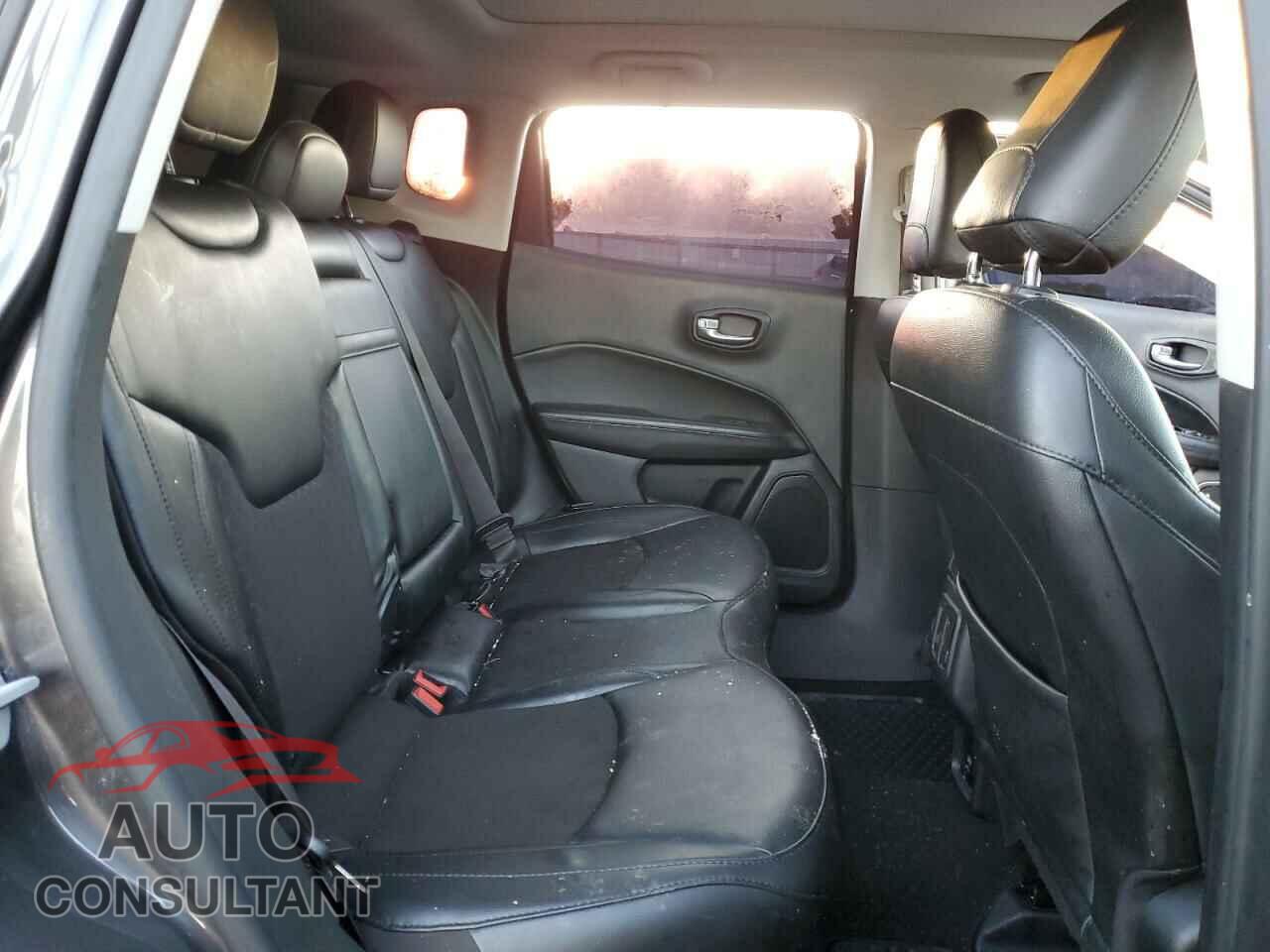 JEEP COMPASS 2020 - 3C4NJDBB0LT104665