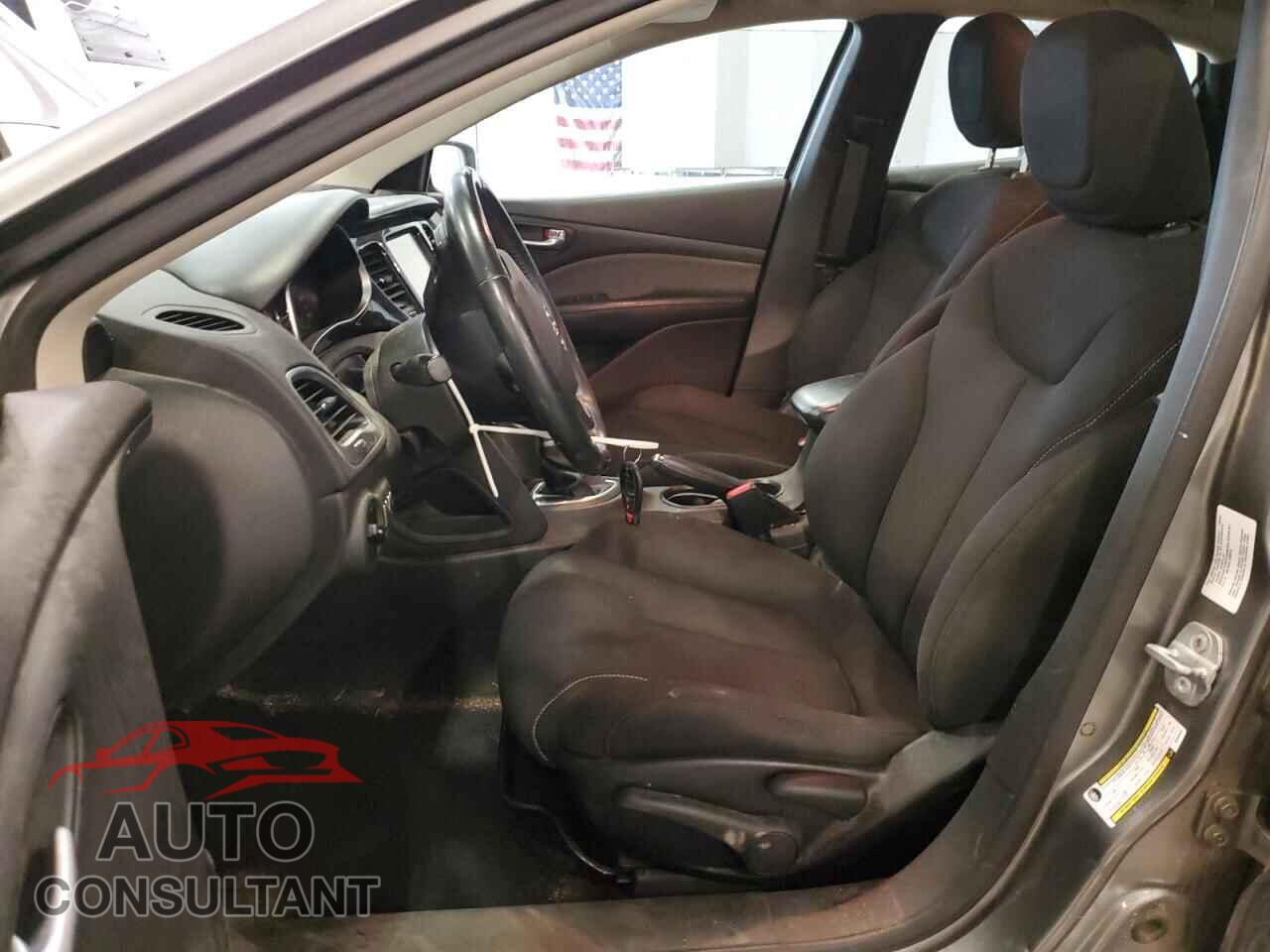 DODGE DART 2013 - 1C3CDFBA8DD335942