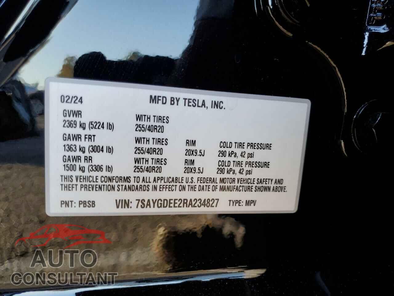 TESLA MODEL Y 2024 - 7SAYGDEE2RA234827