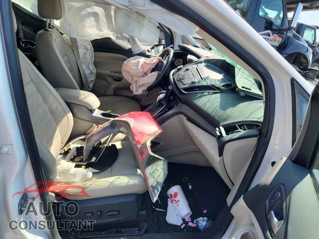 FORD CMAX 2017 - 1FADP5AU3HL105238