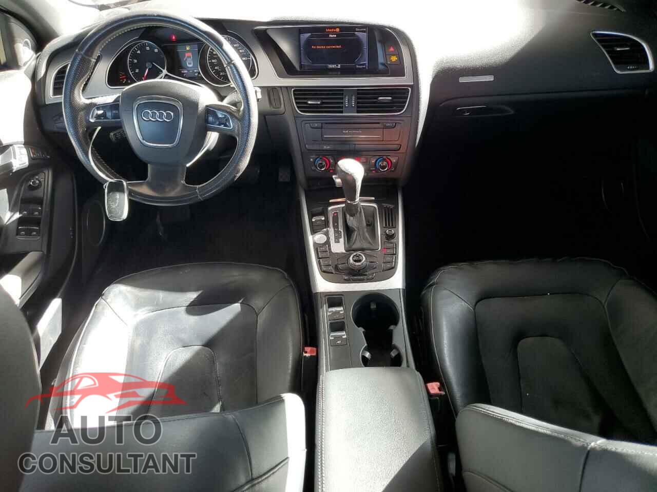 AUDI A5 2012 - WAULFAFH7CN004095