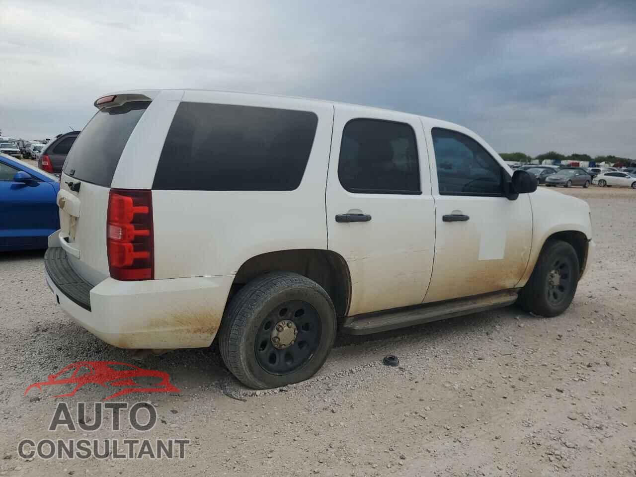 CHEVROLET TAHOE 2014 - 1GNLC2E05ER200424
