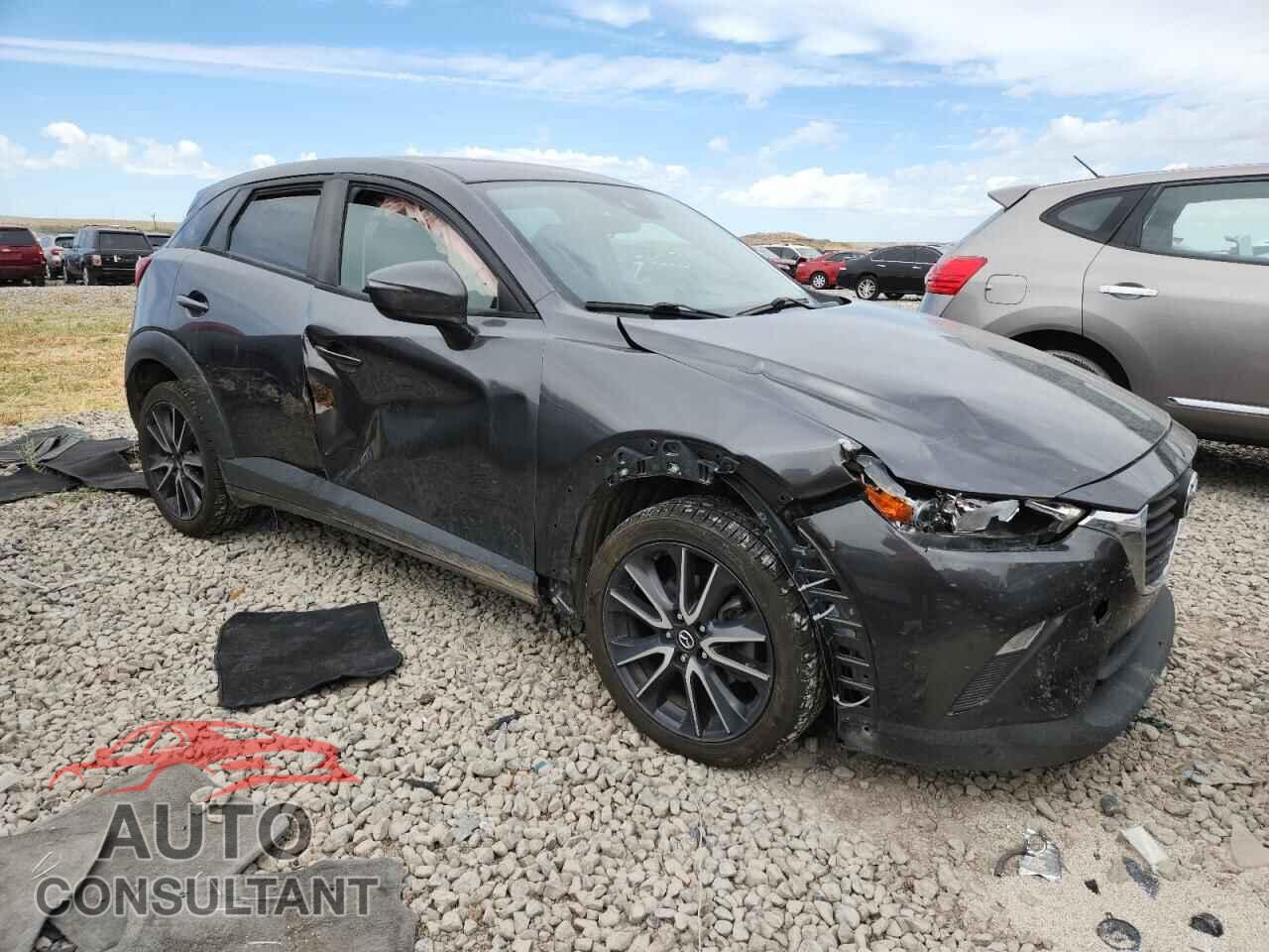 MAZDA CX-3 2018 - JM1DKFC7XJ0316899