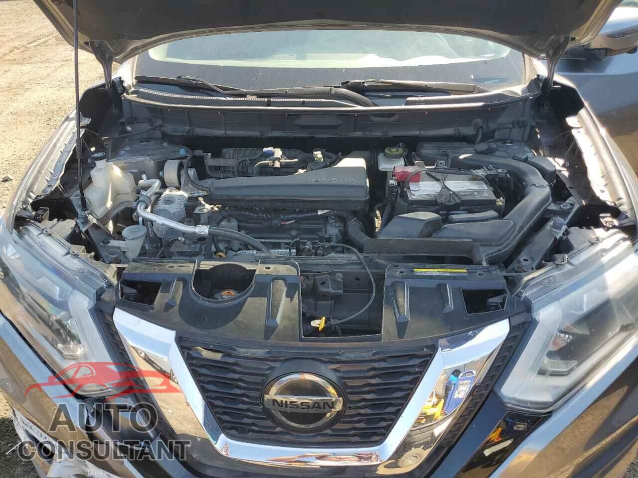 NISSAN ROGUE 2018 - KNMAT2MV0JP620501