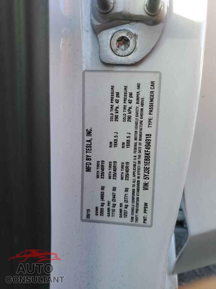 TESLA MODEL 3 2019 - 5YJ3E1EB8KF494918