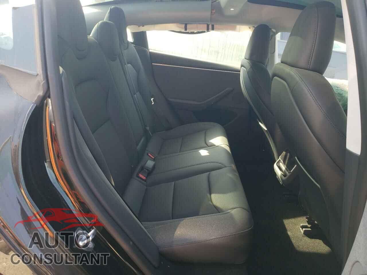 TESLA MODEL 3 2025 - 5YJ3E1EA7SF883394