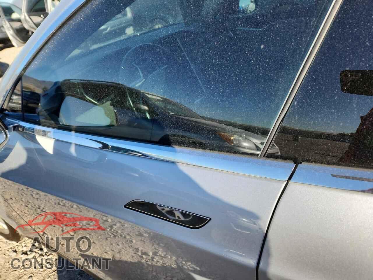 TESLA MODEL S 2014 - 5YJSA1H19EFP33651