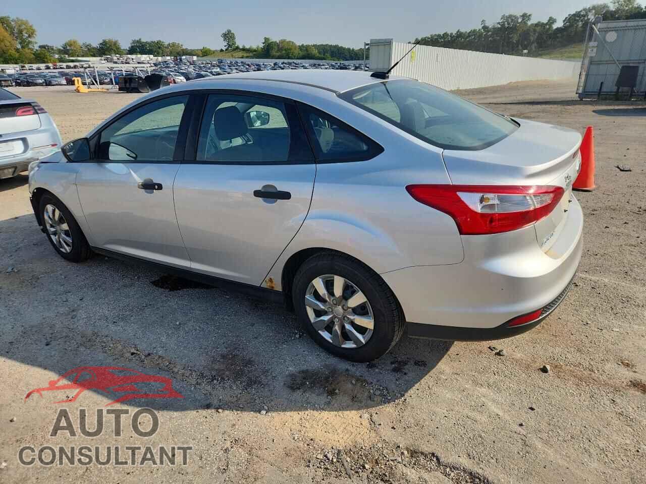 FORD FOCUS 2014 - 1FADP3E20EL288445