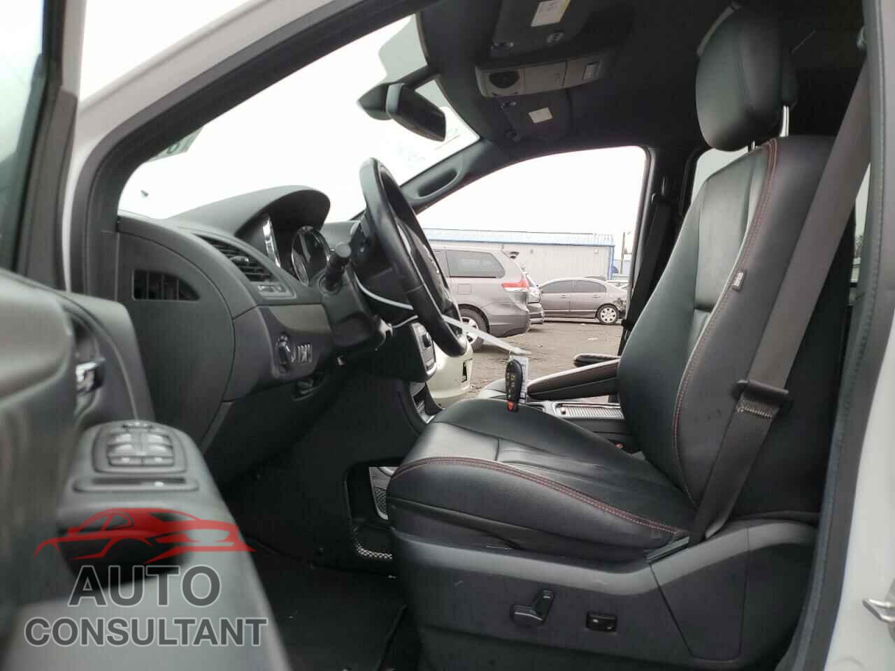 DODGE CARAVAN 2019 - 2C4RDGEG0KR785929