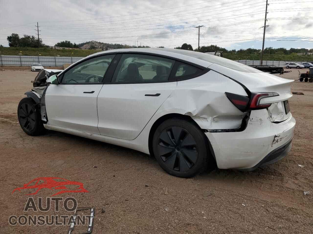 TESLA MODEL 3 2024 - 5YJ3E1EB6RF802100