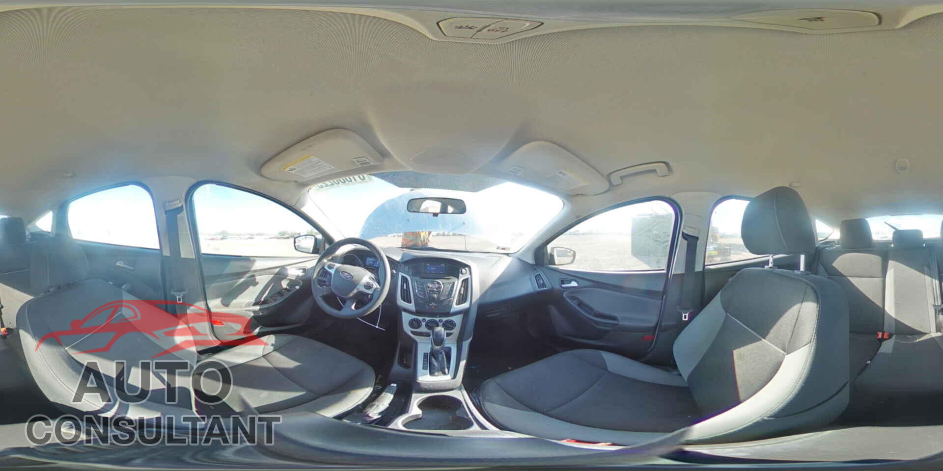 FORD FOCUS 2014 - 1FADP3K2XEL458671
