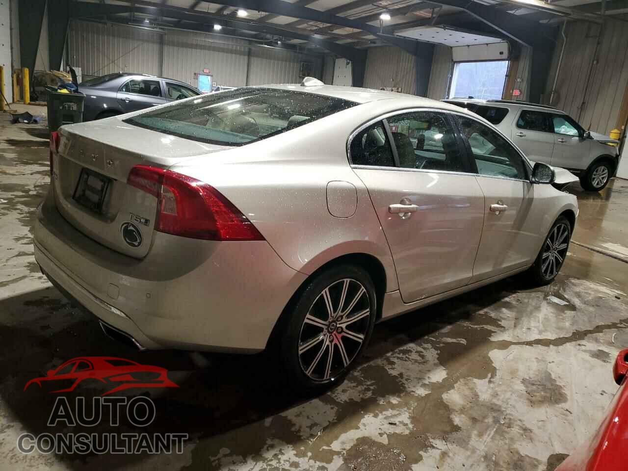VOLVO S60 2017 - LYV402TK5HB131580