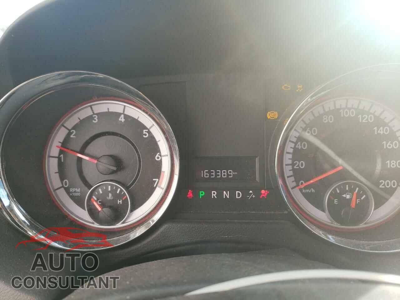 DODGE CARAVAN 2013 - 2C4RDGBG0DR728671