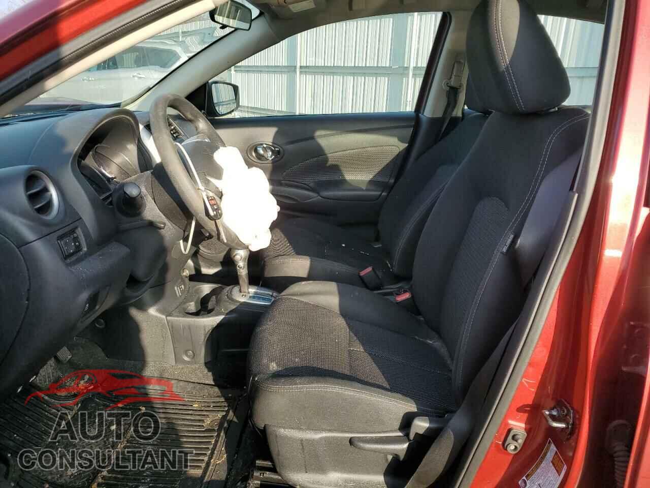 NISSAN VERSA 2019 - 3N1CN7AP3KL876377