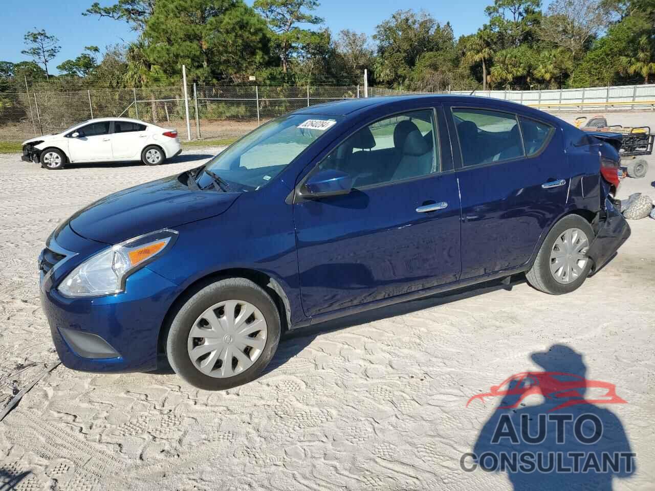 NISSAN VERSA 2019 - 3N1CN7AP1KL841319