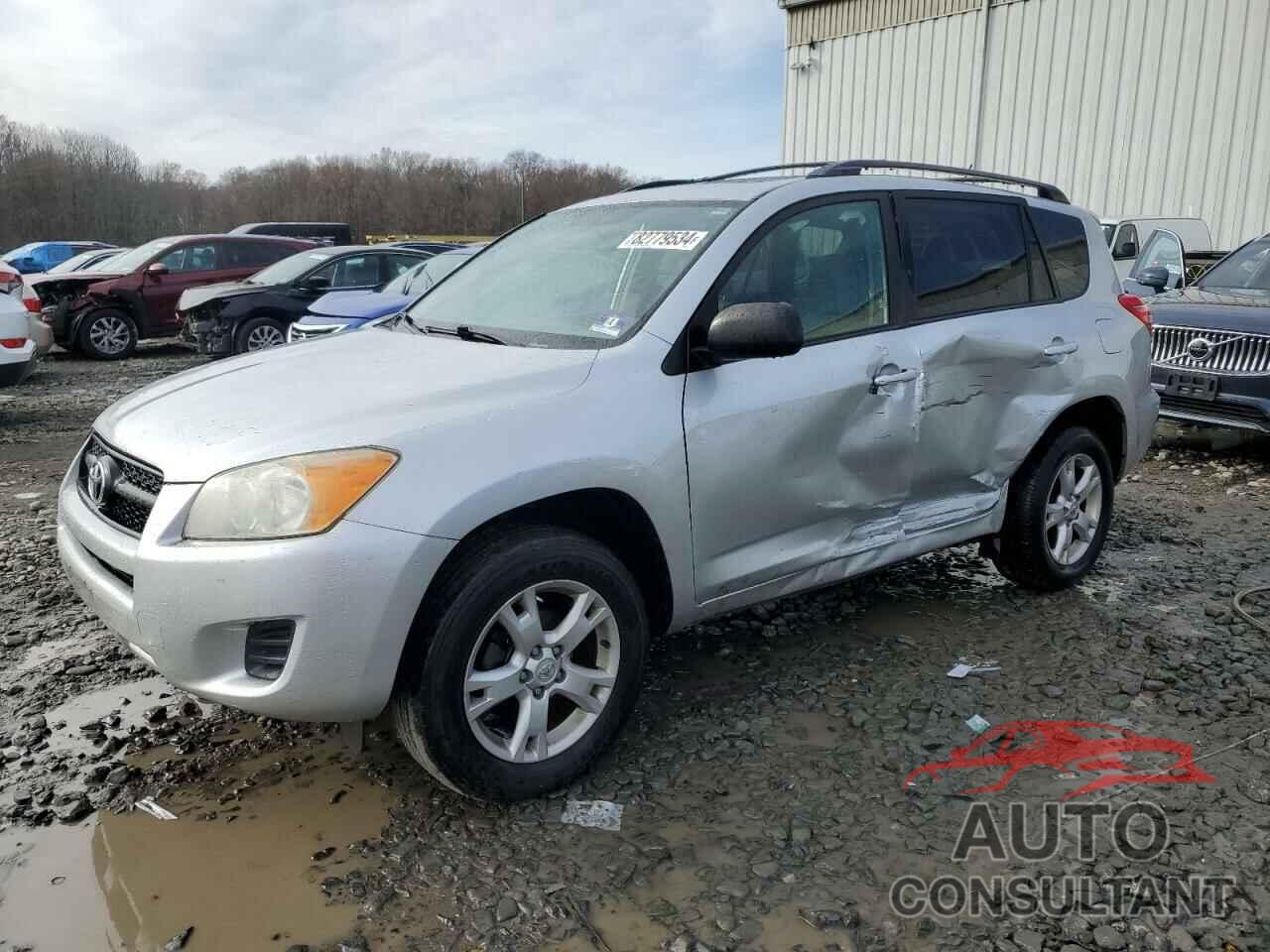 TOYOTA RAV4 2011 - JTMBF4DV4B5040124