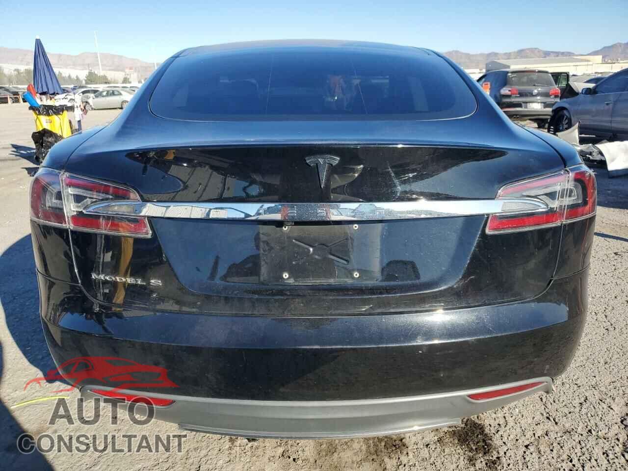 TESLA MODEL S 2013 - 5YJSA1CN4DFP04485