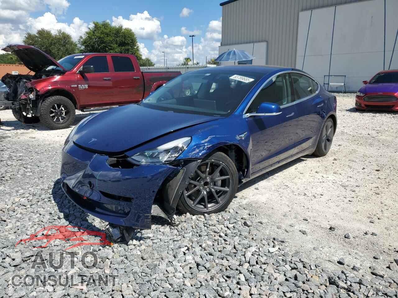 TESLA MODEL 3 2018 - 5YJ3E1EA8JF075747