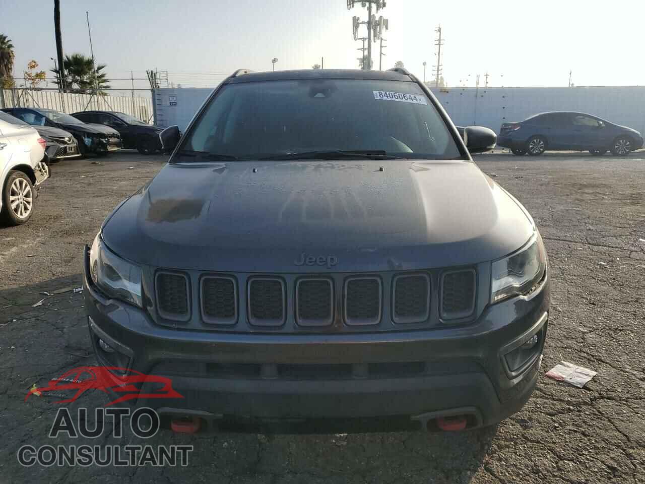 JEEP COMPASS 2018 - 3C4NJDDB9JT270077