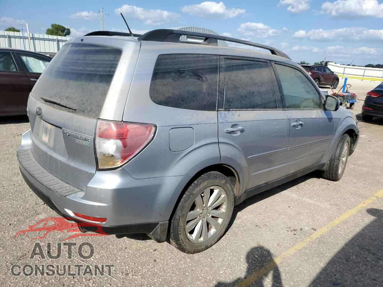 SUBARU FORESTER 2013 - JF2SHADC8DH412333
