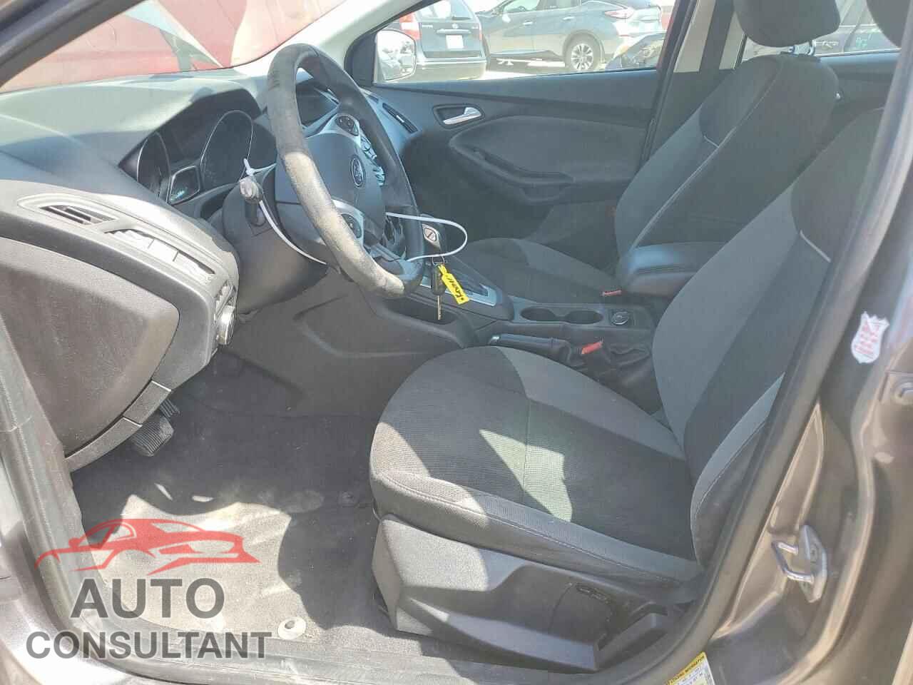 FORD FOCUS 2014 - 1FADP3F29EL278740