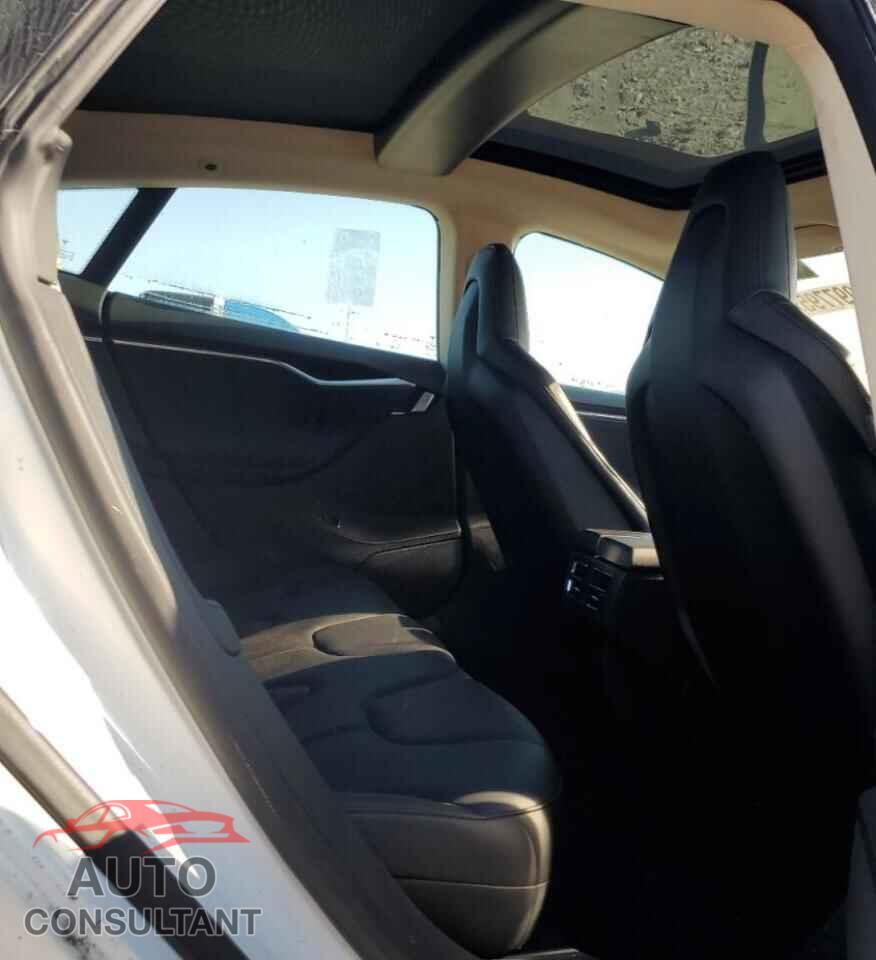 TESLA MODEL S 2013 - 5YJSA1CN4DFP06737
