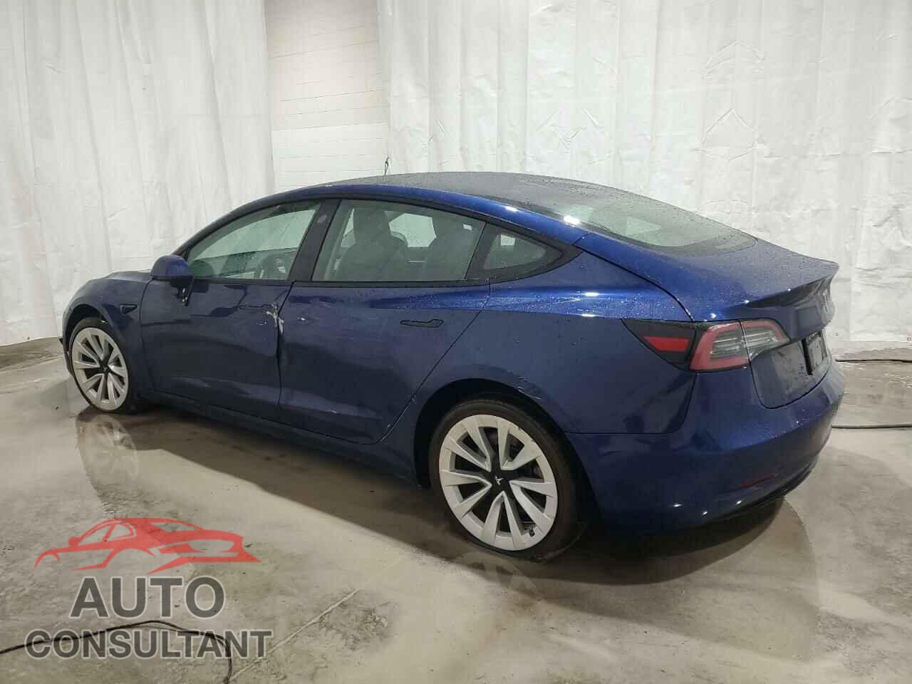 TESLA MODEL 3 2022 - 5YJ3E1EA8NF285562