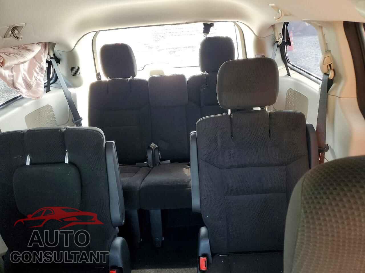 DODGE CARAVAN 2015 - 2C4RDGBG4FR750661