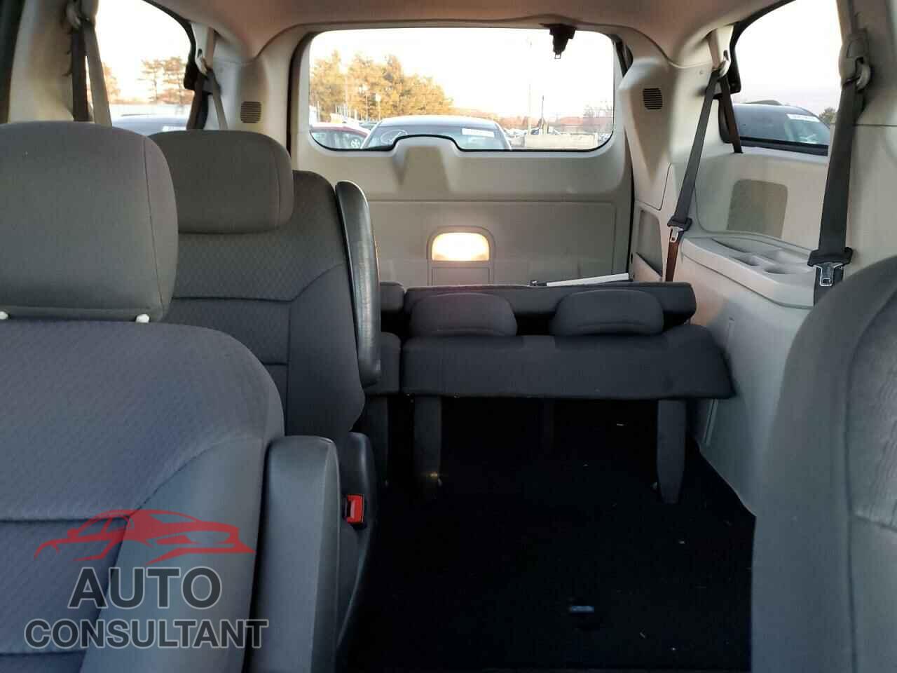 DODGE CARAVAN 2010 - 2D4RN5D11AR139508